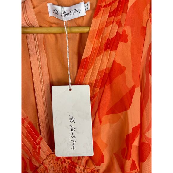 All About May Boutique Smocked Bodice V-Neck Sheet Sleeve Maxi Dress Size 2 - Picture 5 of 9